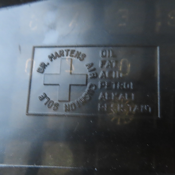 Dr. Martens Jadon Hi Rainbow Patent Leather 10 Eyelet Platform Boots UK 8 US 10 - Picture 7 of 11